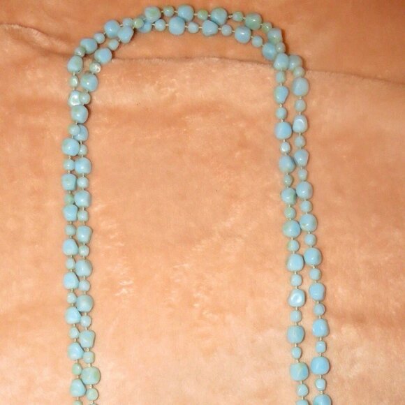 Lot 2 Vintage Bead Necklaces (Plastic) -8 Multi Strand Amber 48"/Light Blue 58" - Picture 8 of 16